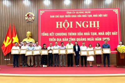 bệnh viện sản – nhi nhận bằng khen của chủ tịch ubnd tỉnh quảng ngãi